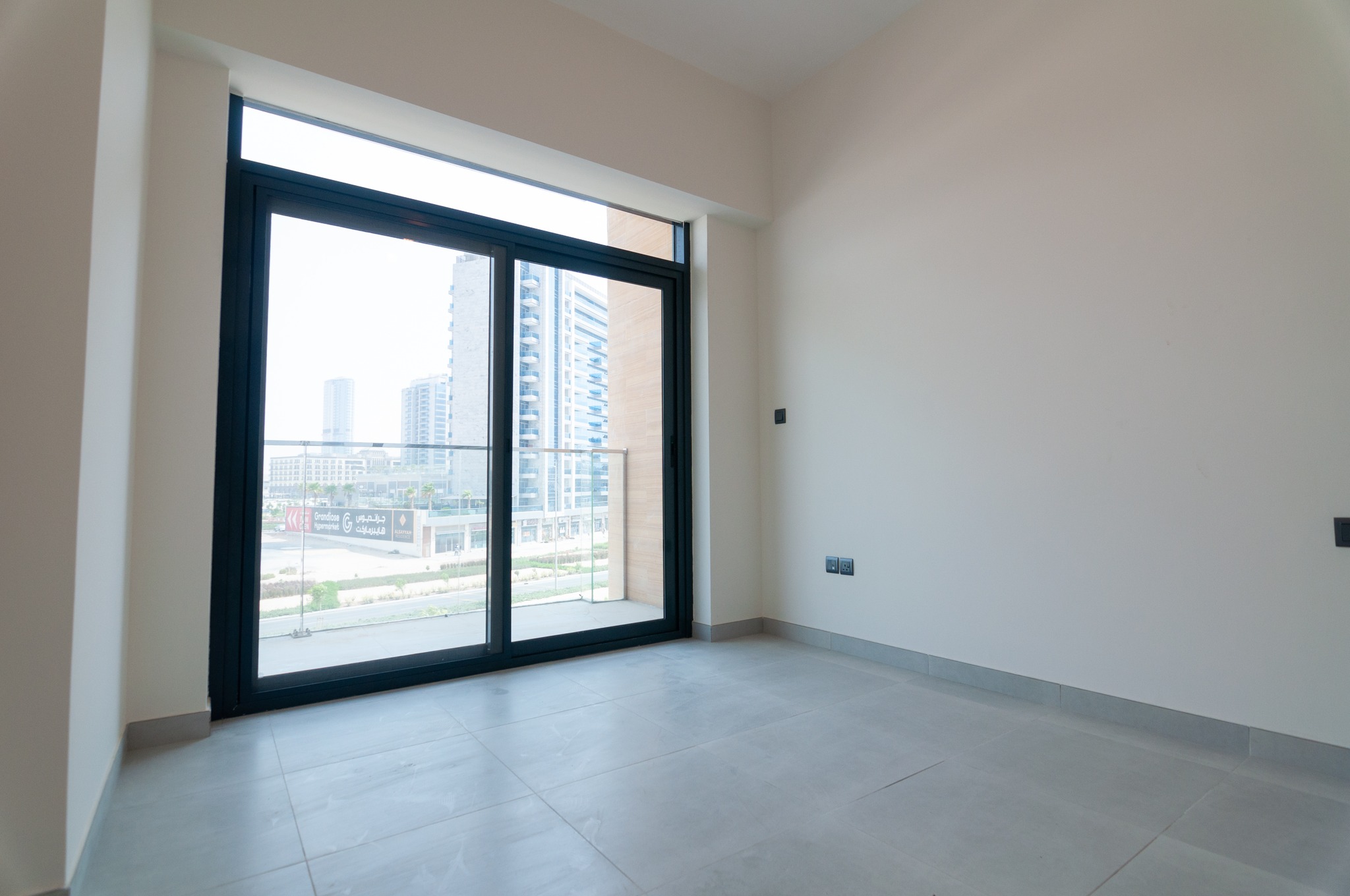 DUBAI: Apartment For Rent