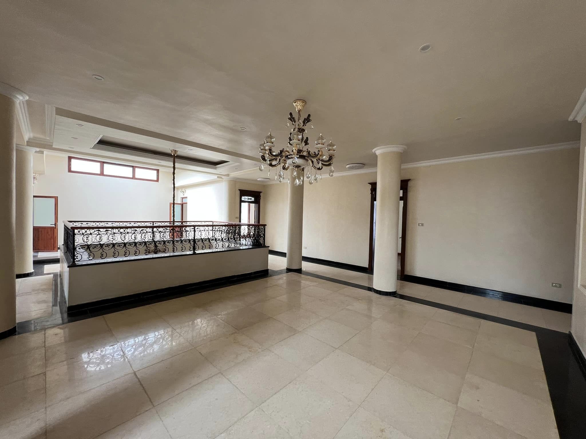 ADDIS ABABA: Embassies and Ambassadors For Rent