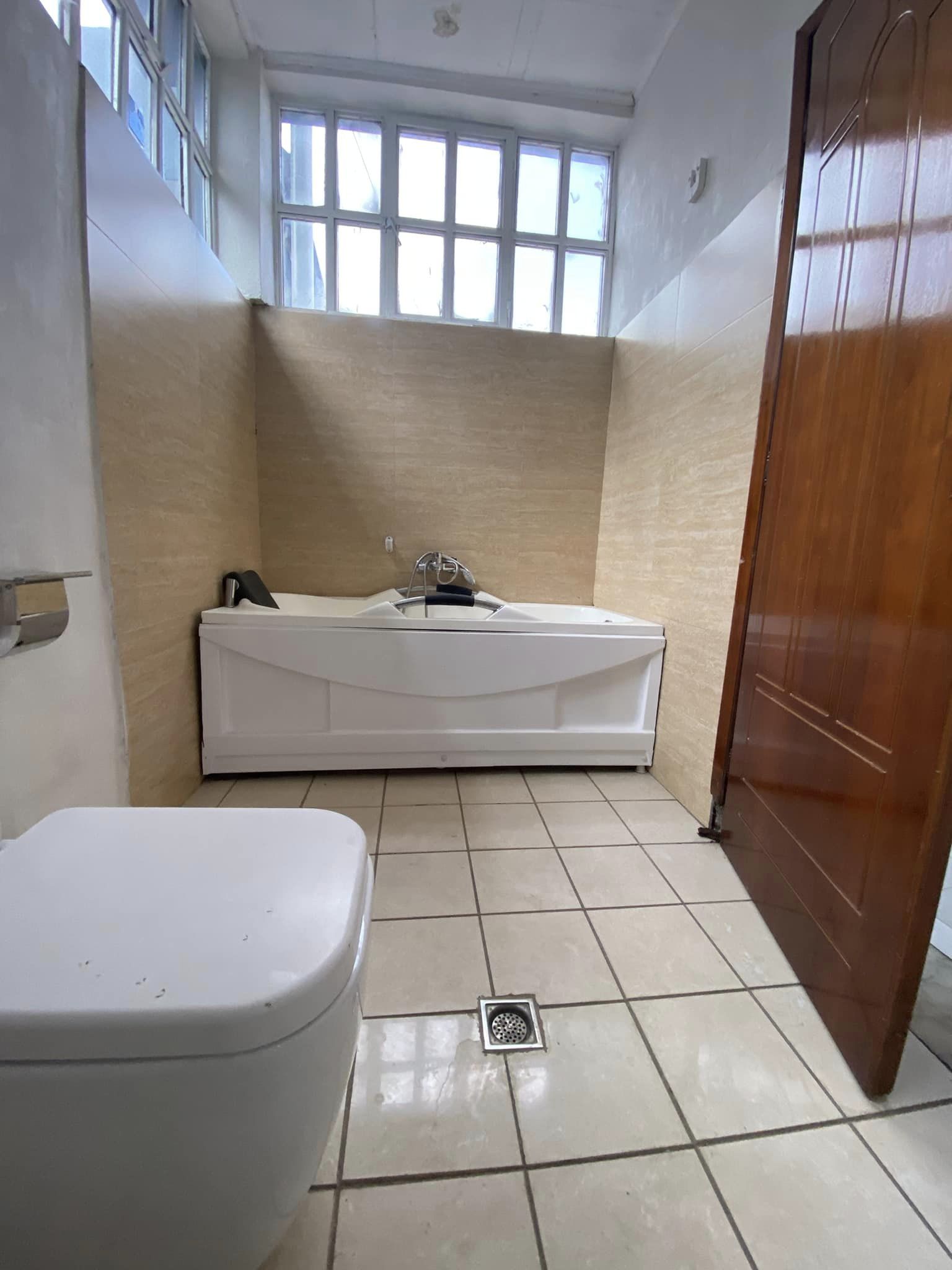 ADDIS ABABA: Unfurnished House for Rent