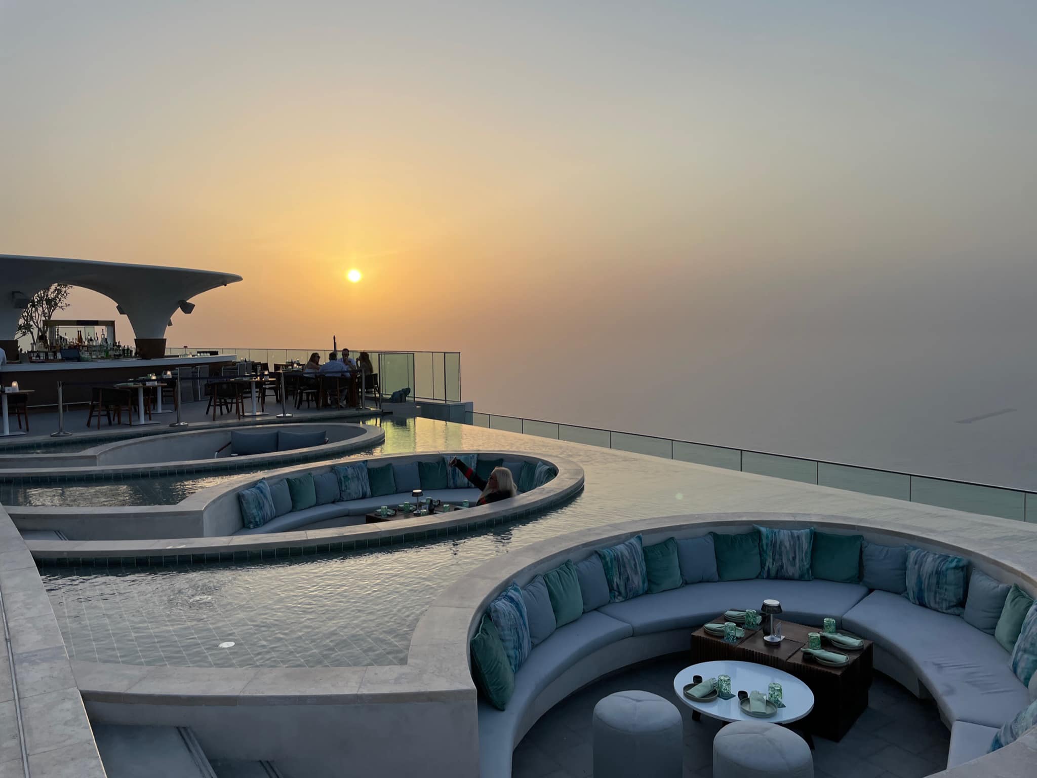 DUBAI: Apartment For Sale