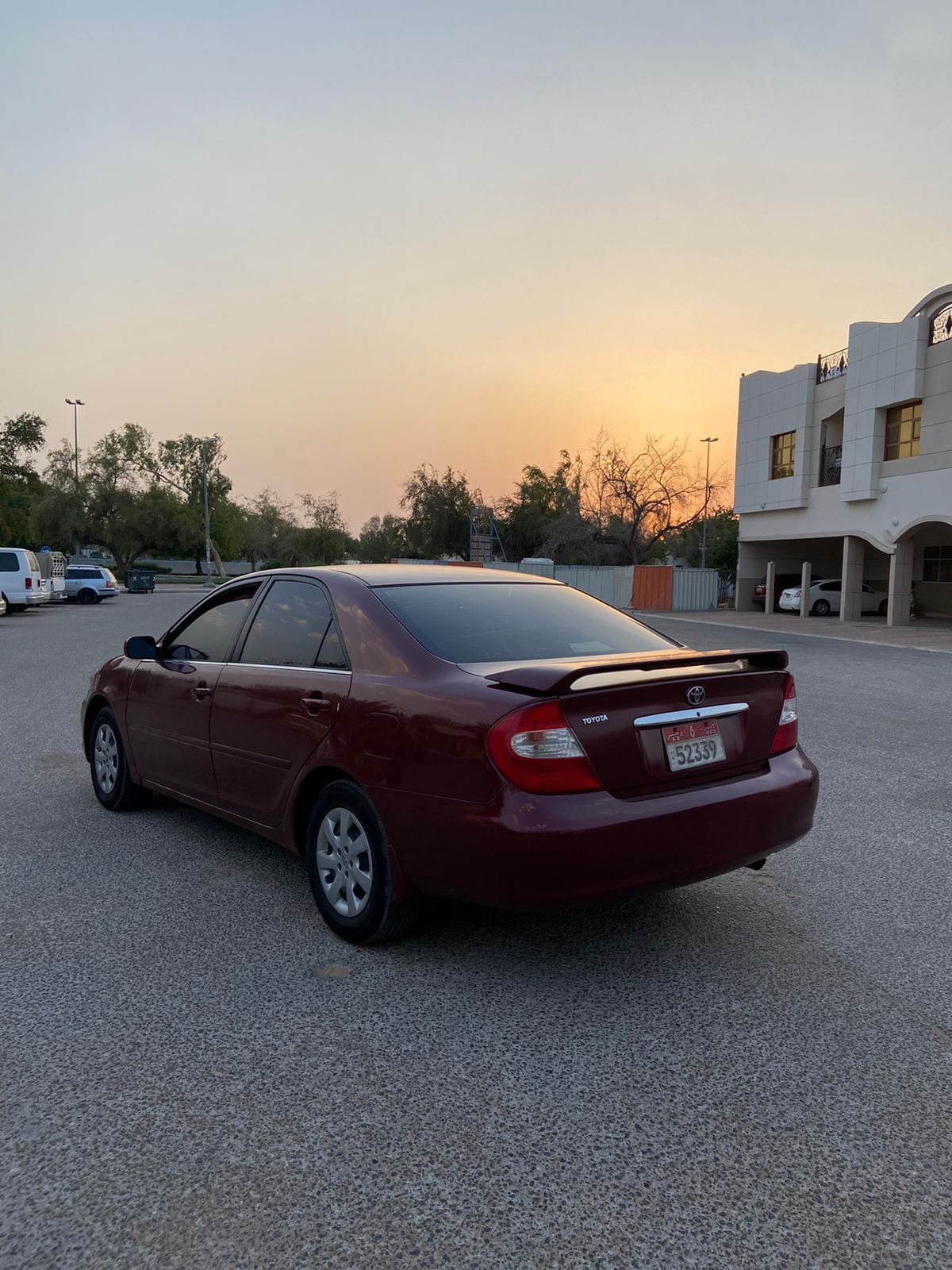 DUBAI: Toyota Camry, model 2004 For Sale