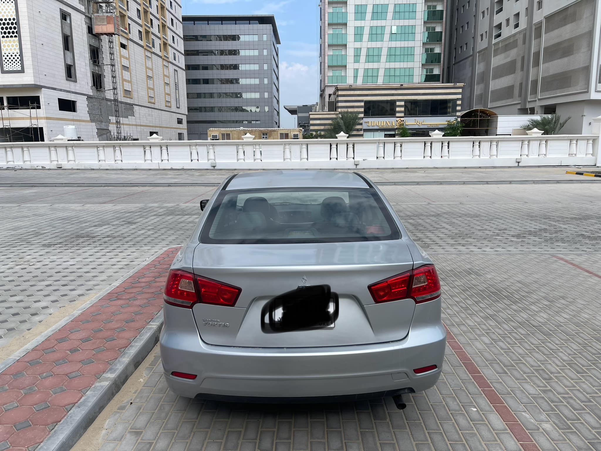 DUBAI: Mitsubishi Fortis 2014 For Sale