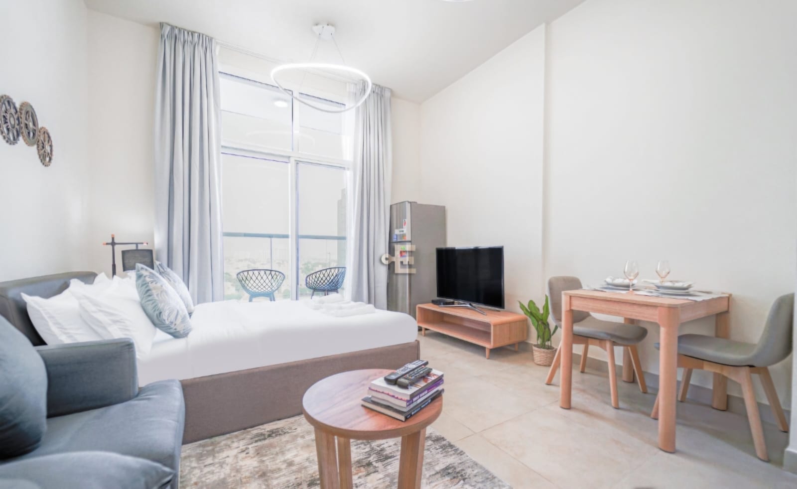 DUBAI: Studio For Rent