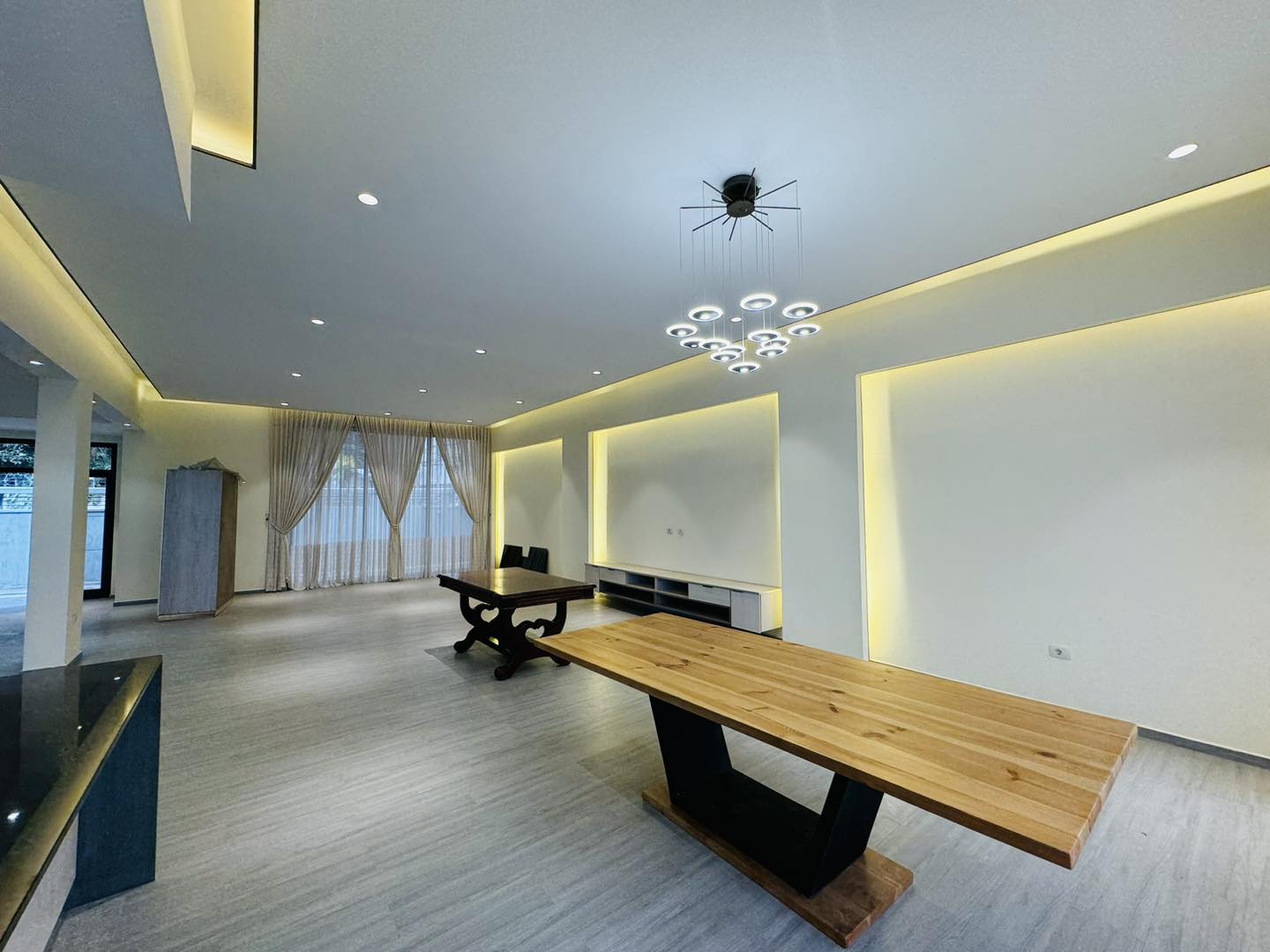 ADDIS ABABA: Ambassadorial Apartment for Rent