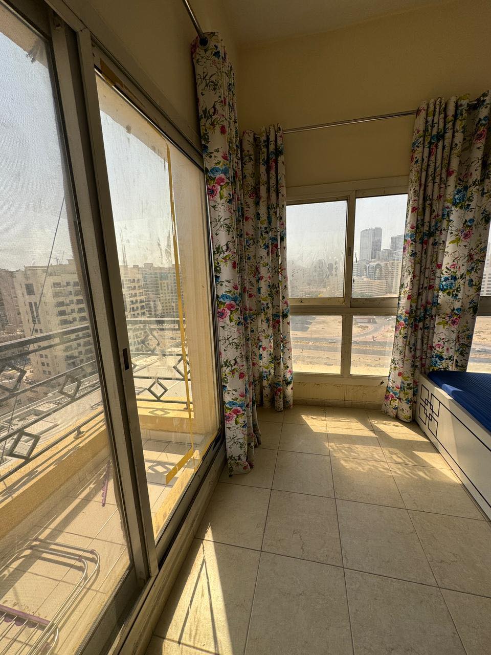 DUBAI: 𝐀𝐩𝐚𝐫𝐭𝐦𝐞𝐧𝐭𝐬/𝐑𝐨𝐨𝐦 𝐀𝐯𝐚𝐢𝐥𝐚𝐛𝐥𝐞 𝐅𝐨𝐫 𝐑𝐞𝐧𝐭