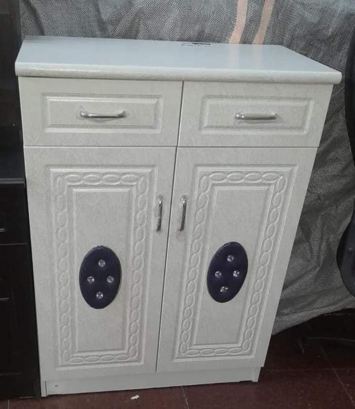 DUBAI: Double Bed and Sofa For Sale