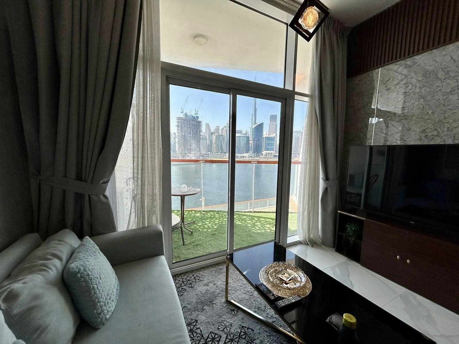 DUBAI: Apartment For Rent