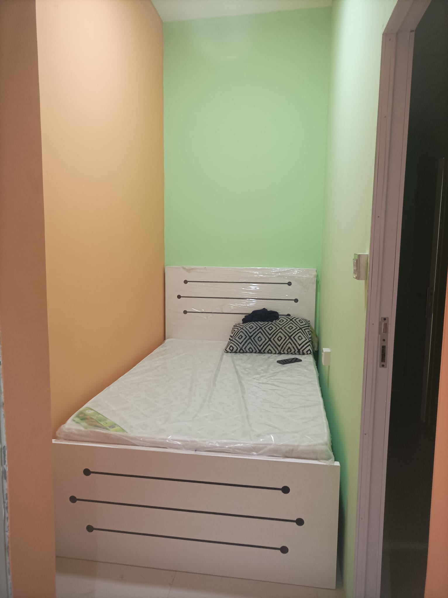 DUBAI: Apartment For Rent