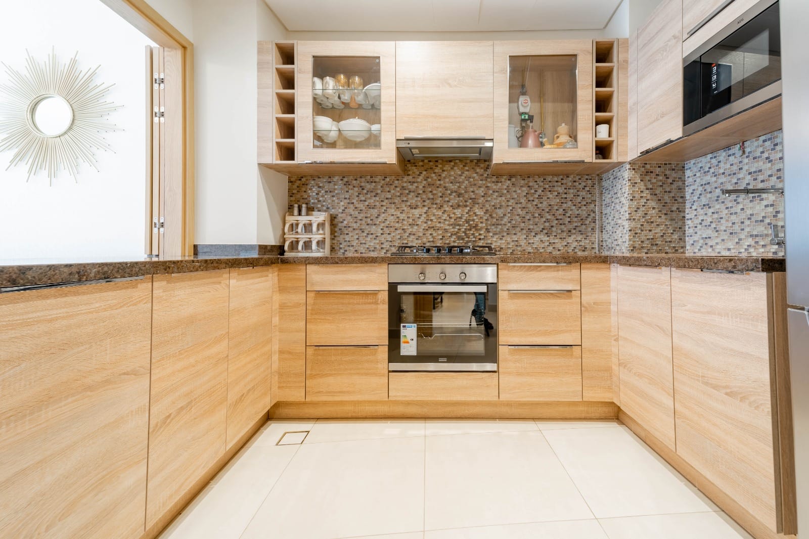 DUBAI: Apartment For Rent