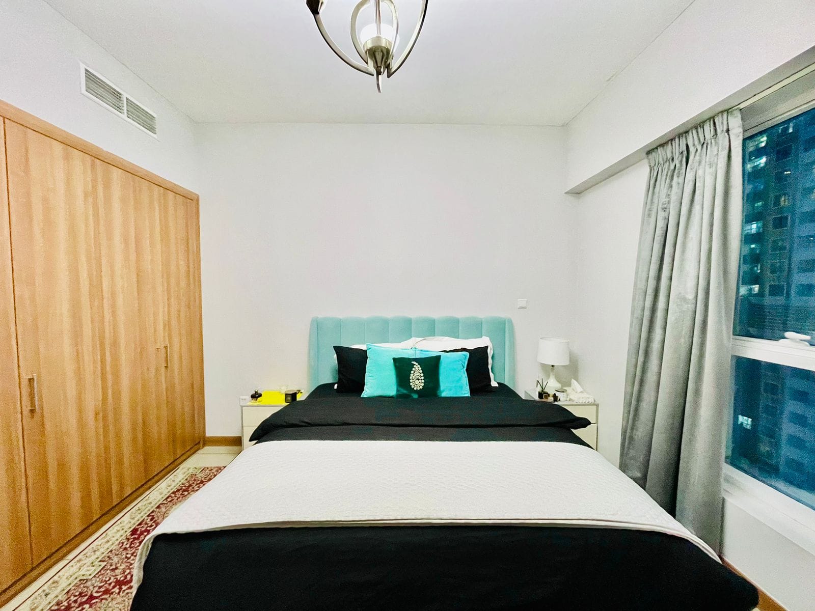 DUBAI: Fully Furnished Apartment For Rent