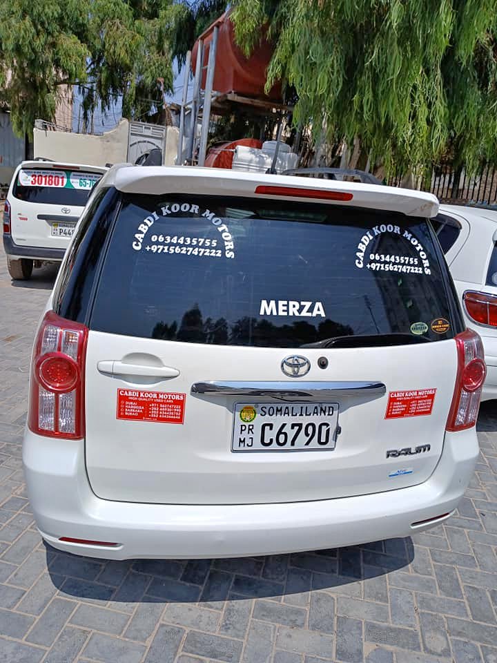 Hargeisa: Toyota Raum for Sale for $5,000